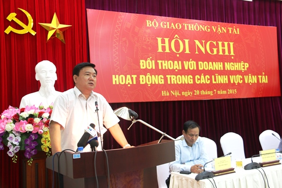 Tiếp tục tháo gỡ khó khăn cho các doanh nghiệp vận tải